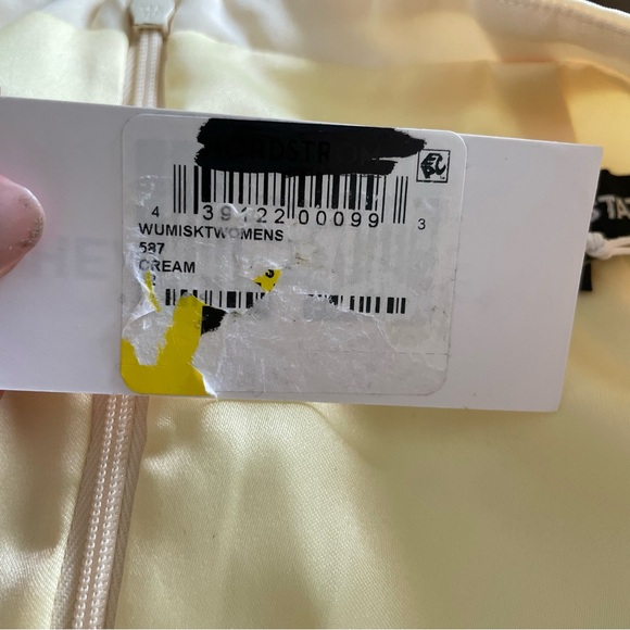 Head of State Wumi Mini Skirt in Cream - Picture 10 of 10